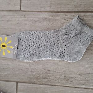 Delia's socks